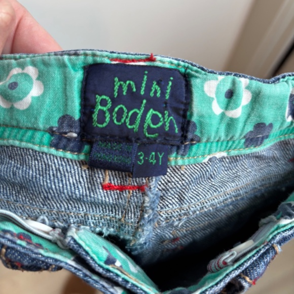 Mini Boden Bootcut Flare Jeans Girls 3-4Y Embroidered Back Flap Denim Classic - Picture 5 of 9